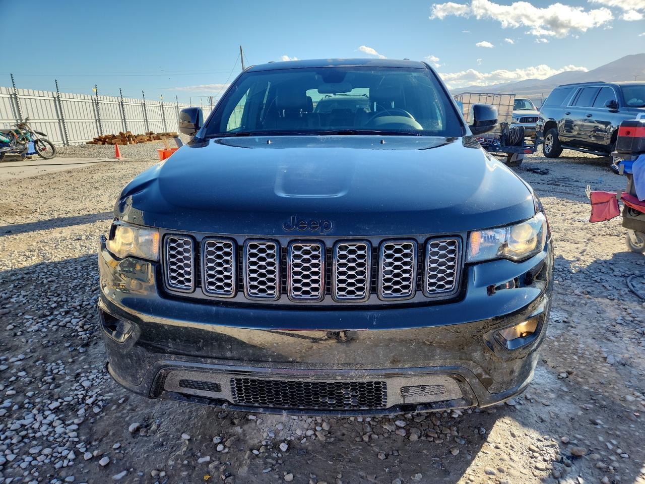 2021 Jeep Grand Cherokee Laredo - Фото 5