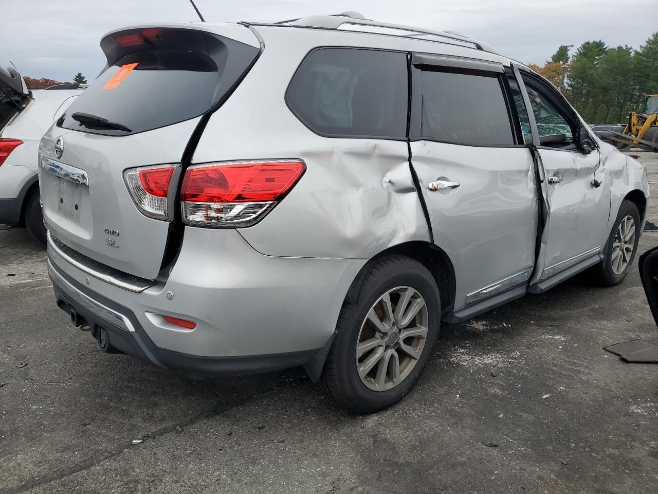 2016 Nissan Pathfinder S - Фото 3