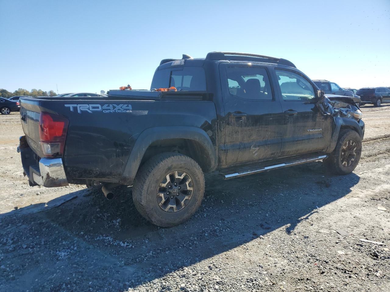 2019 Toyota Tacoma - Image 3