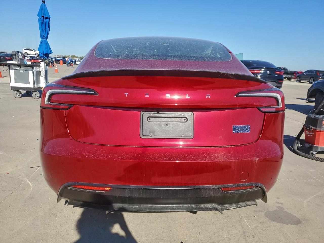2024 Tesla Model 3 - Фото 6
