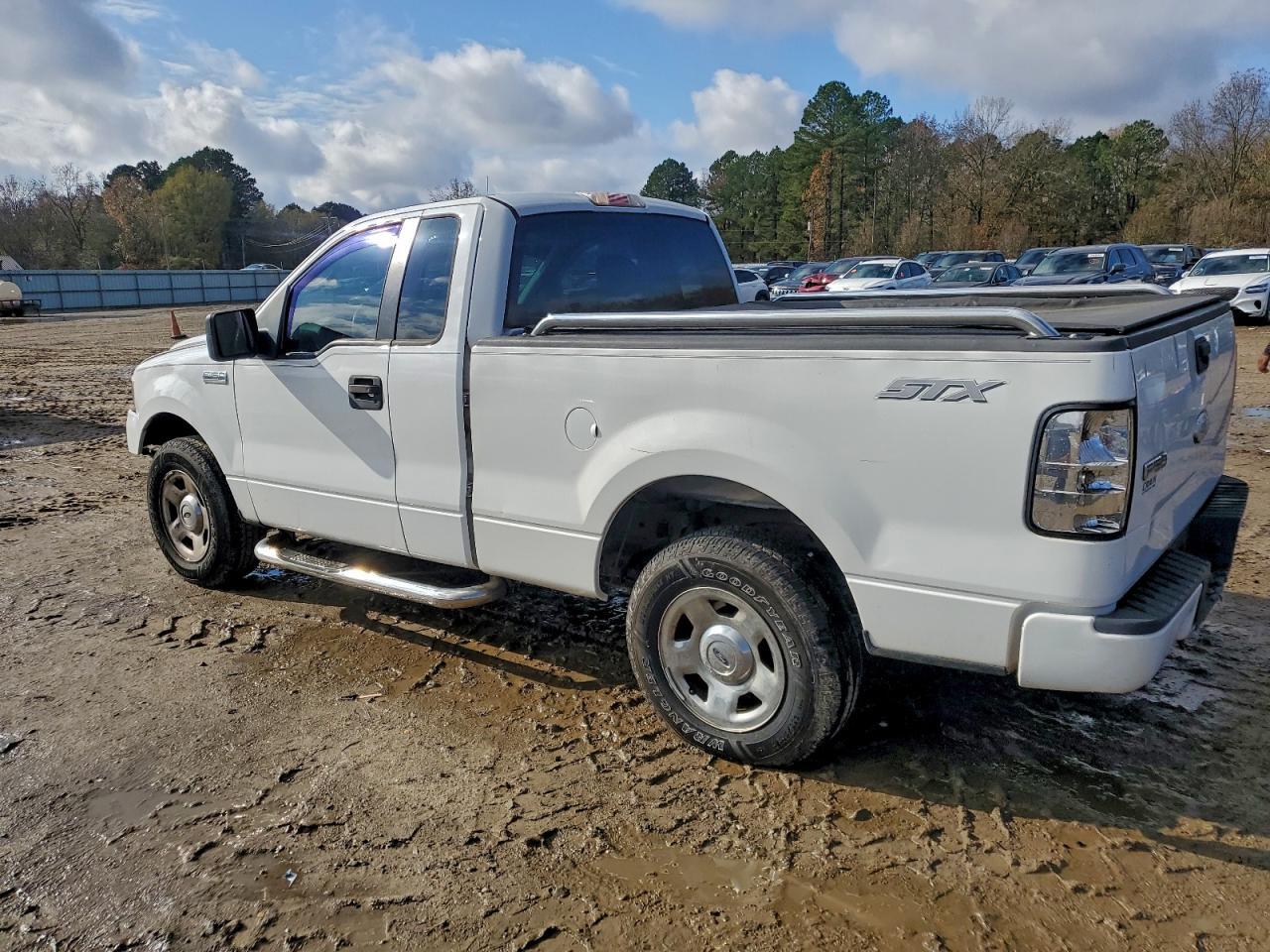 2006 Ford F150 - Image 2