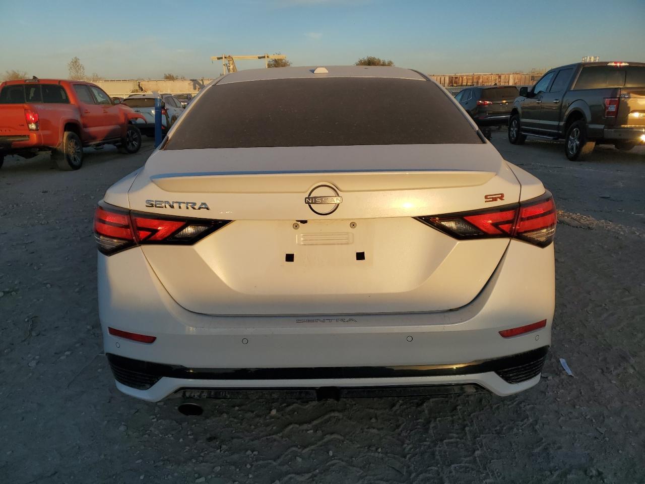 2024 Nissan Sentra Sr - Фото 6