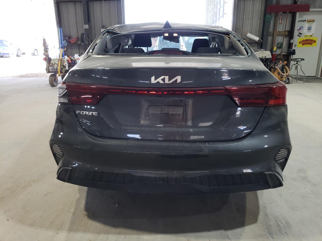 2024 Kia Forte Lx - Image 6