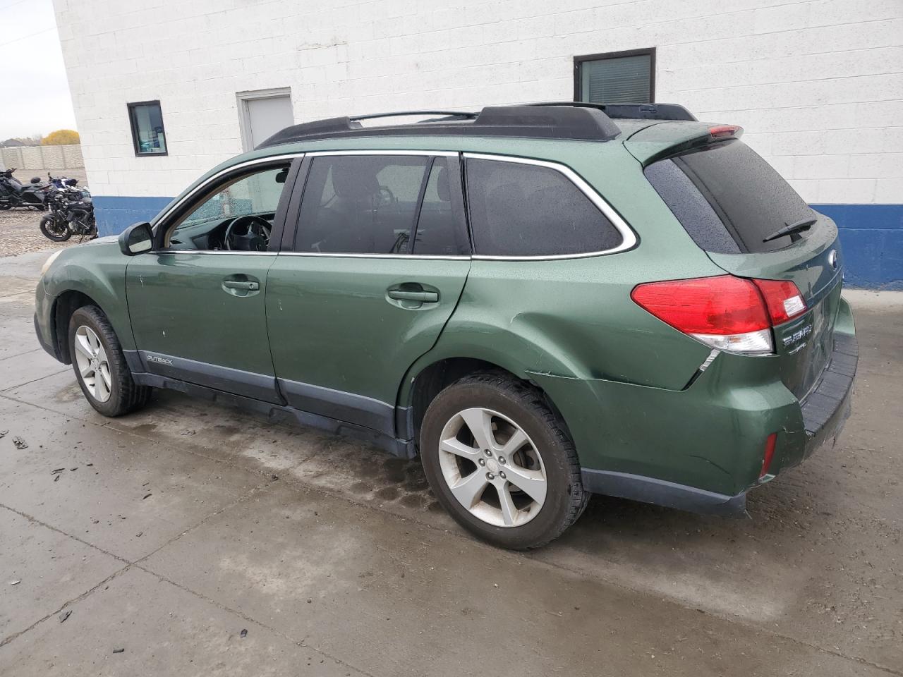 2013 Subaru Outback 2.5I Premium - Фото 2