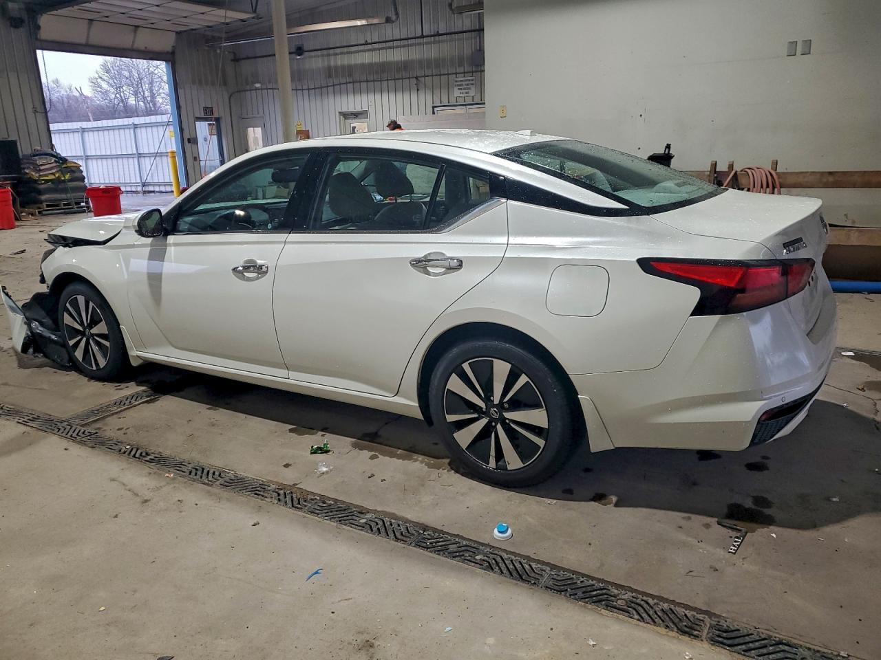 2019 Nissan Altima Sv - Фото 2