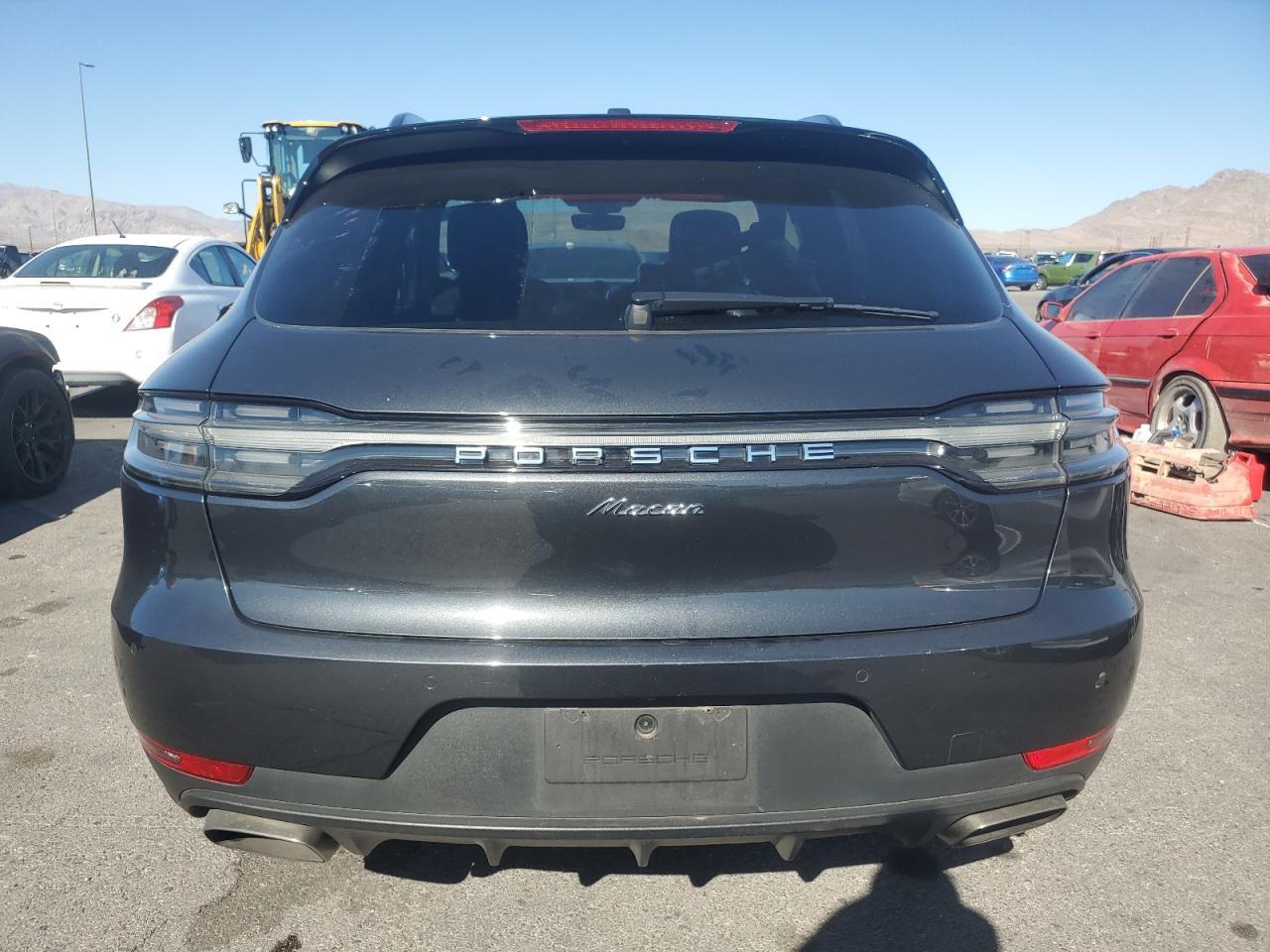 2019 Porsche Macan - Image 6