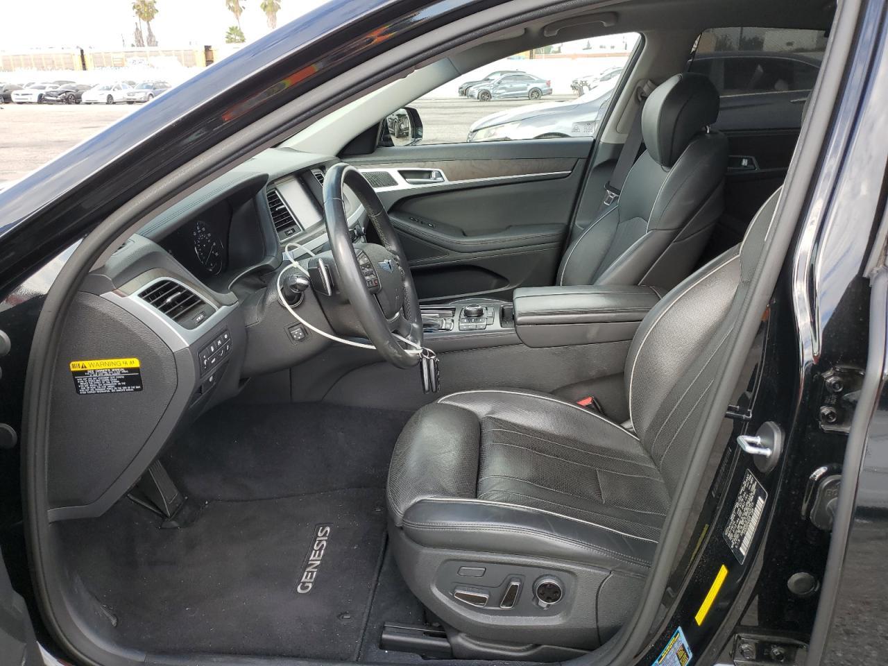 2015 Hyundai Genesis 3.8L - Image 7