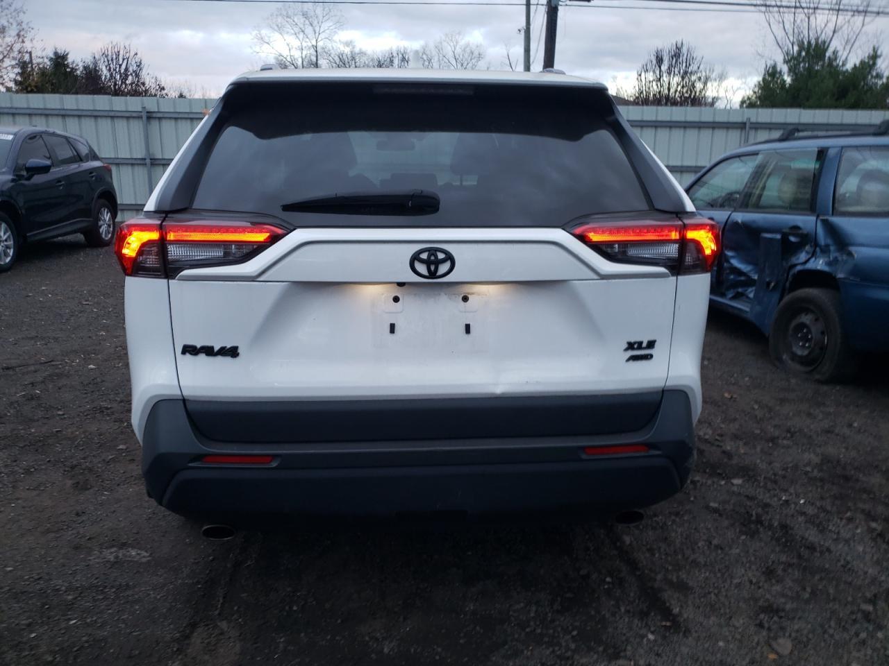 2023 Toyota Rav4 Xle - Фото 6