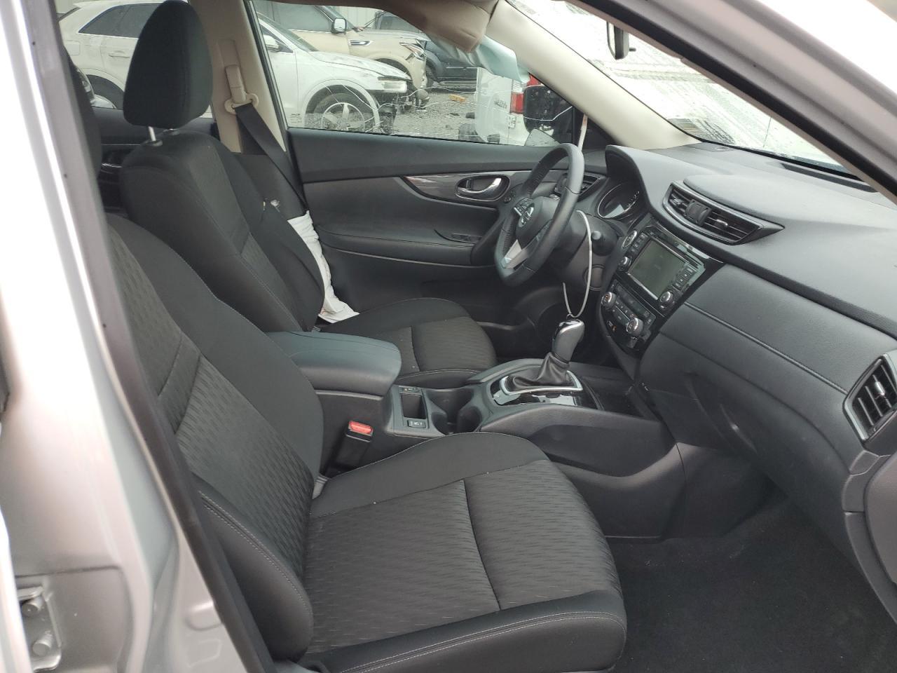 2019 Nissan Rogue S - Фото 7