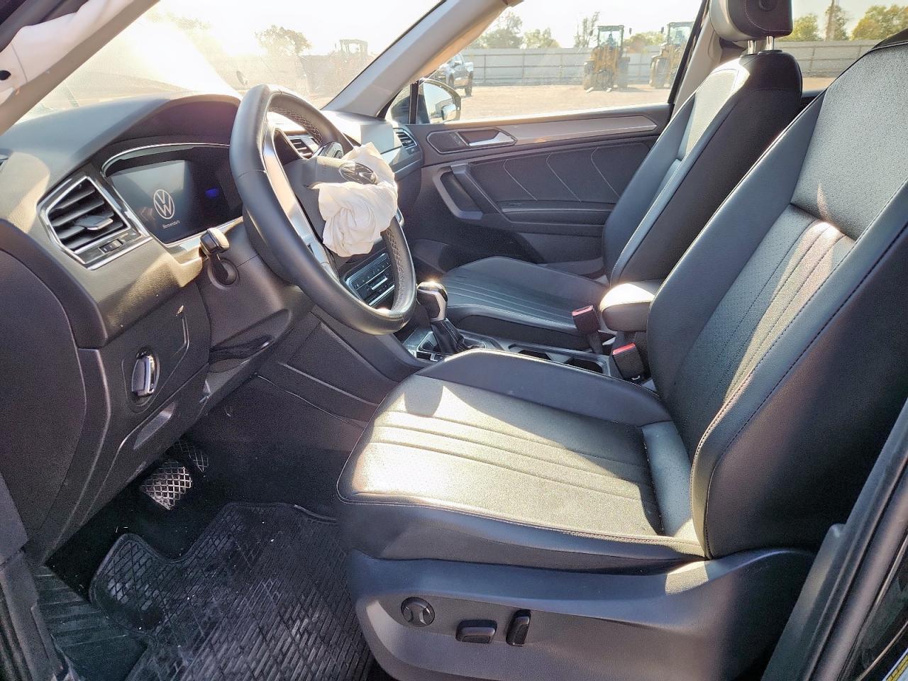 2022 Volkswagen Tiguan Se - Фото 7