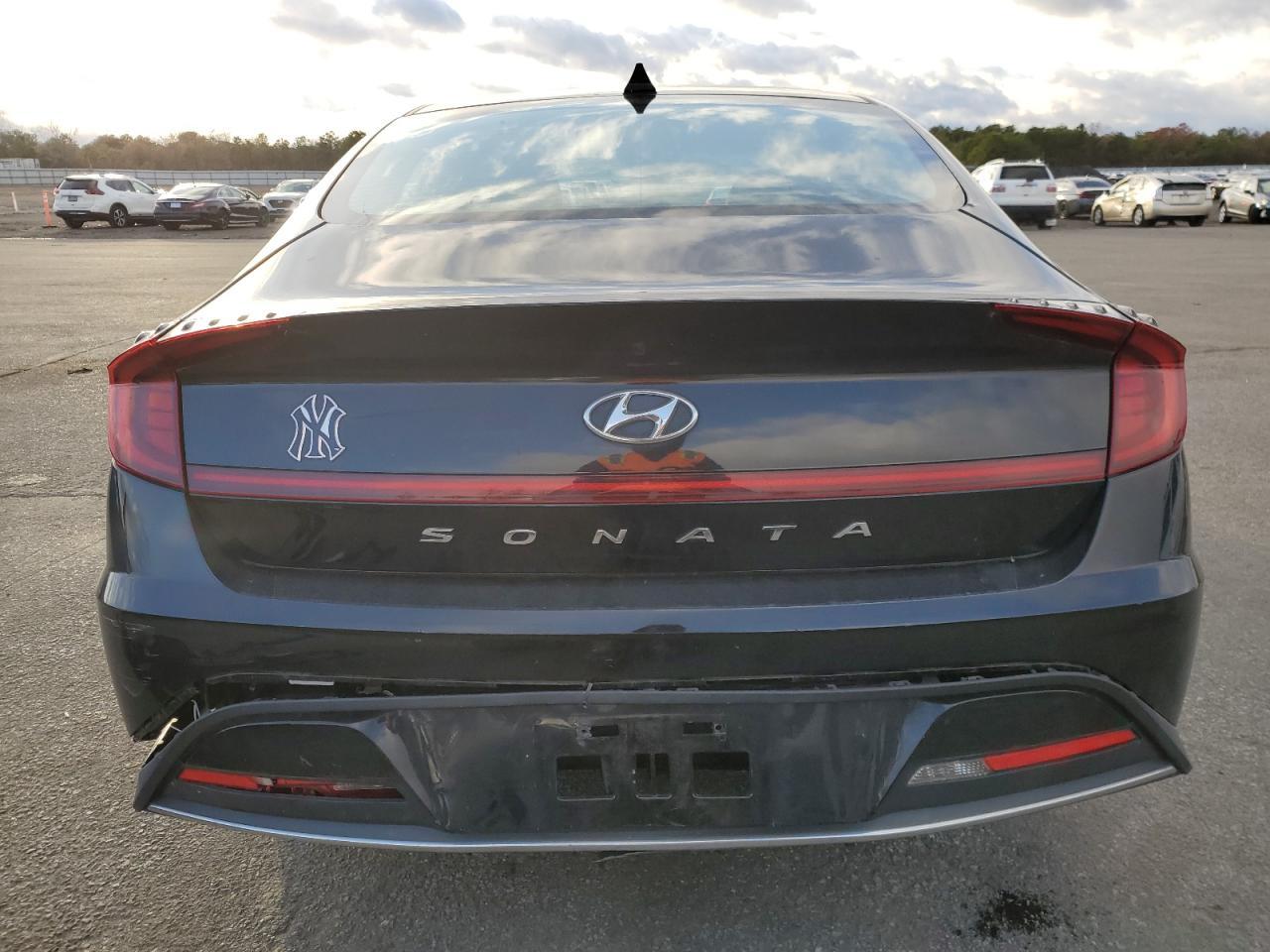 2021 Hyundai Sonata Se - Image 6