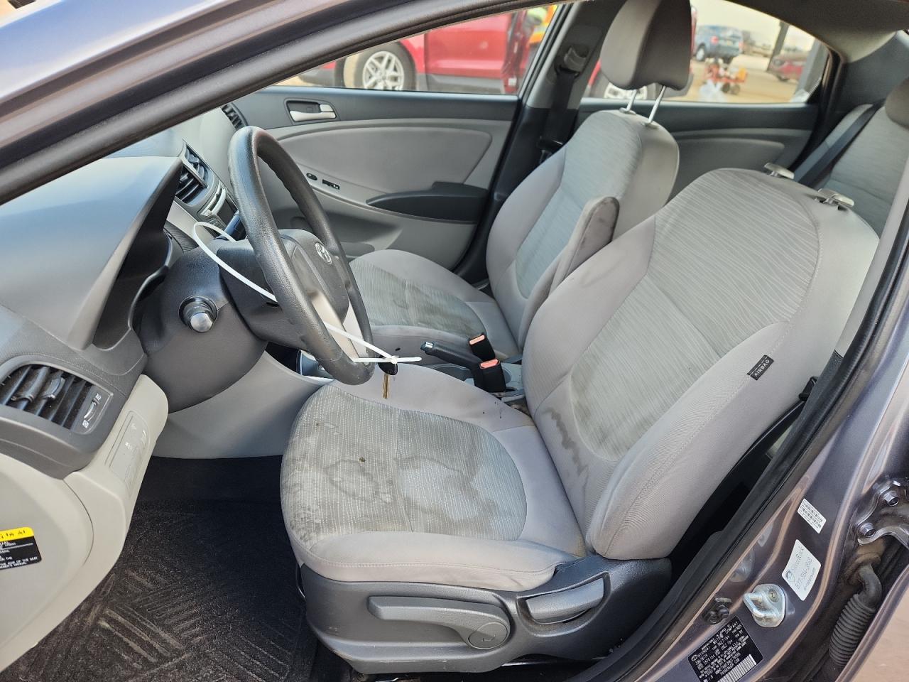 2017 Hyundai Accent Se - Image 7