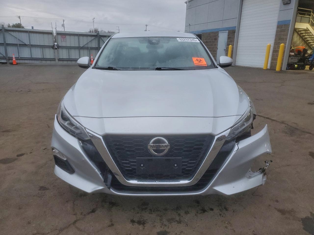 2022 Nissan Altima Sv - Фото 5