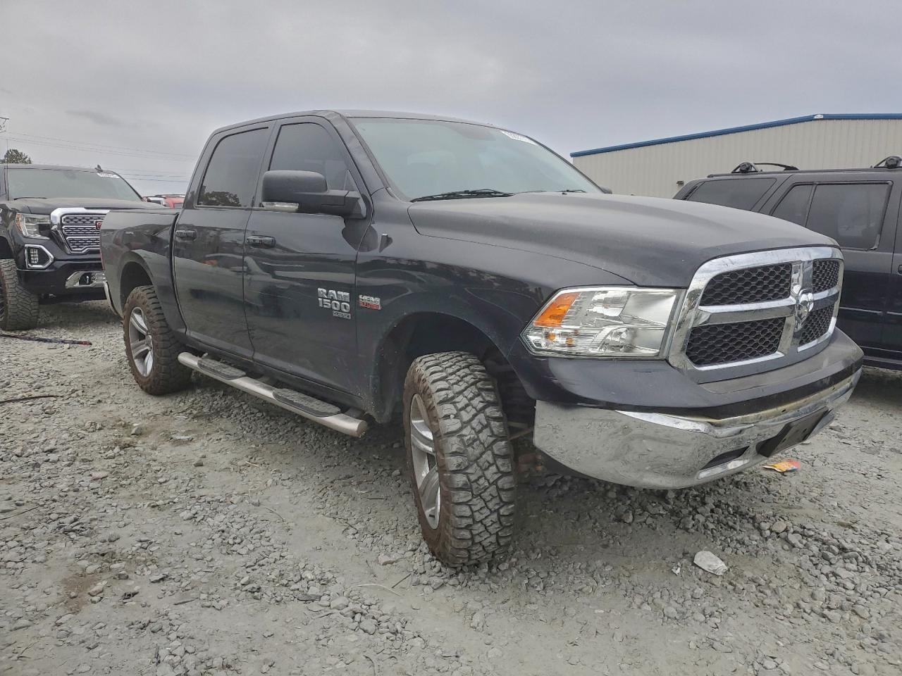 2019 Ram 1500 Classic Slt - Image 4