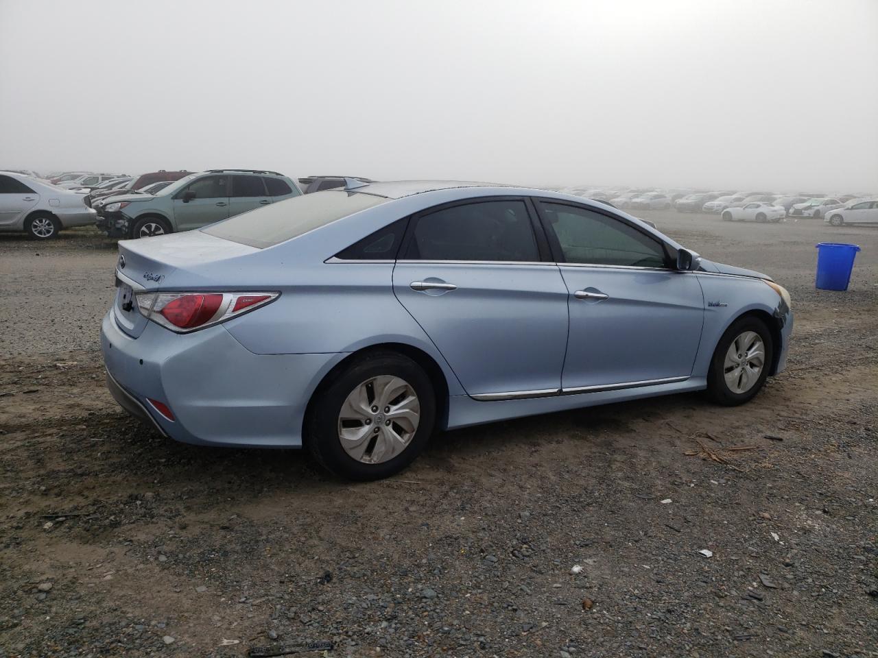 2013 Hyundai Sonata Hybrid - Image 3