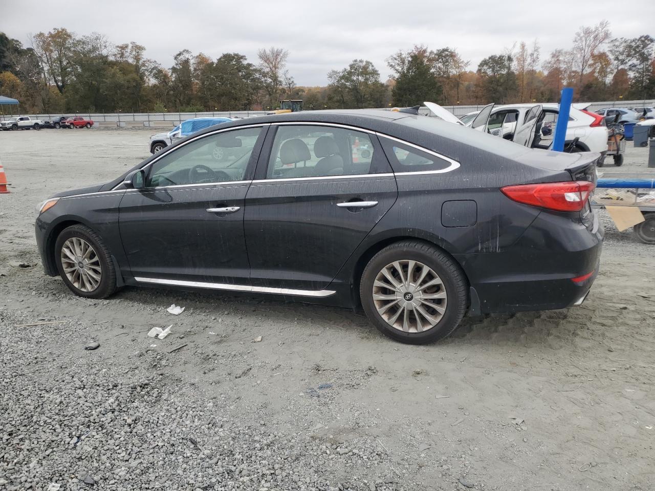 2015 Hyundai Sonata Sport - Фото 2