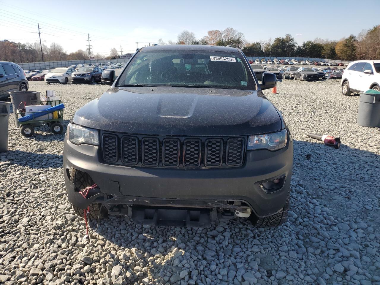 2019 Jeep Grand Cherokee Laredo - Фото 5