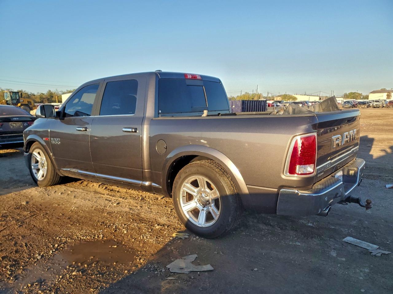 2016 Ram 1500 Longhorn - Фото 2