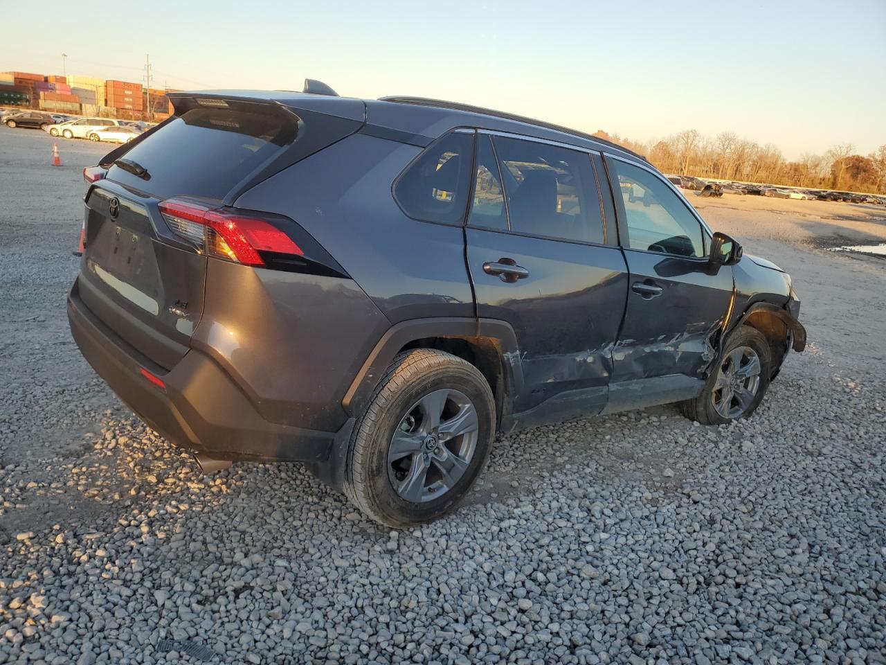 2025 Toyota Rav4 Le - Image 3