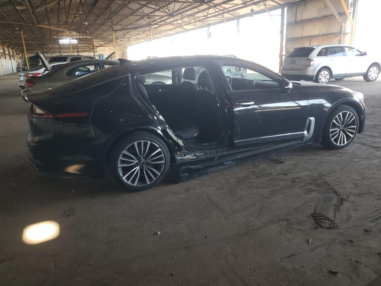 2018 Kia Stinger Premium - Фото 3