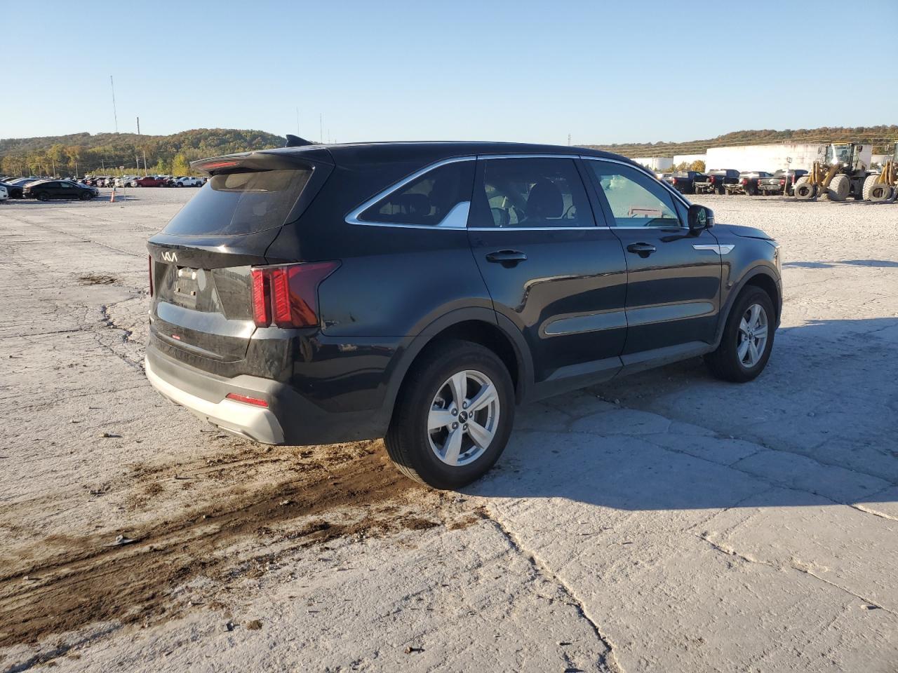 2025 Kia Sorento Lx - Фото 3