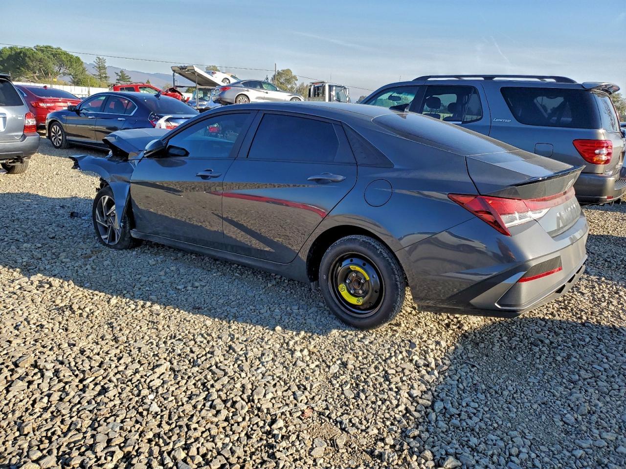 2025 Hyundai Elantra Sel Sport - Фото 2