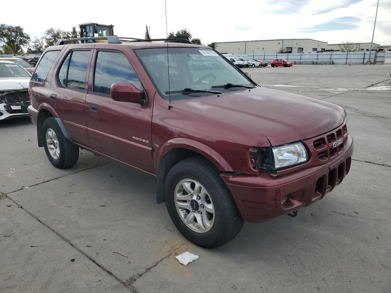 2002 Isuzu Rodeo S - Image 4