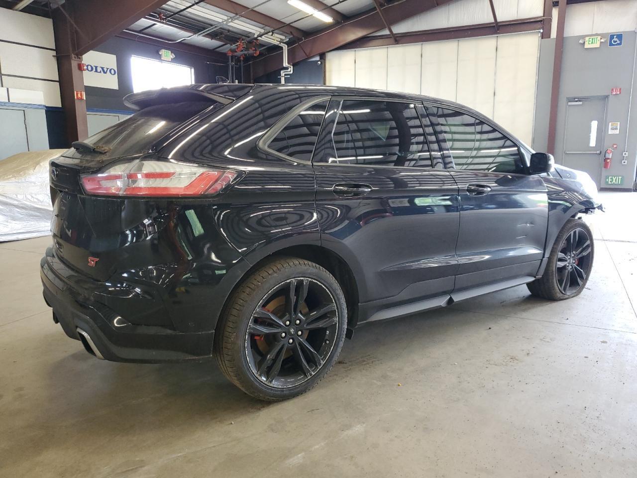 2020 Ford Edge St - Фото 3