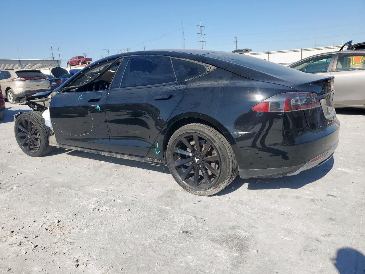 2014 Tesla Model S - Image 2