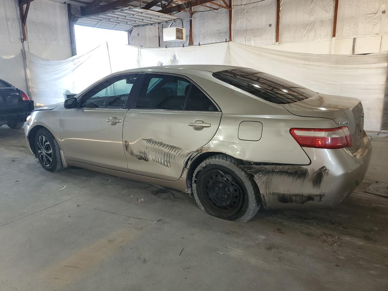 2008 Toyota Camry - Фото 2