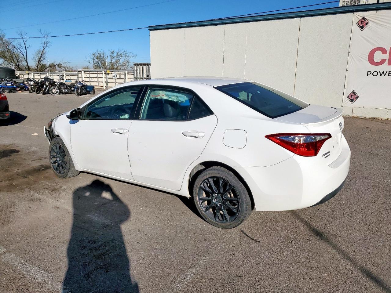 2016 Toyota Corolla L - Фото 2