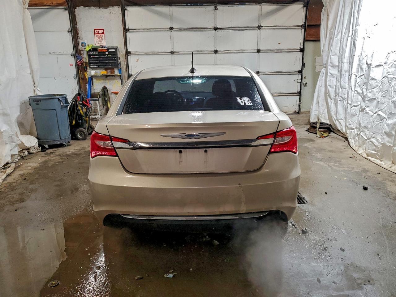 2013 Chrysler 200 Touring - Image 6