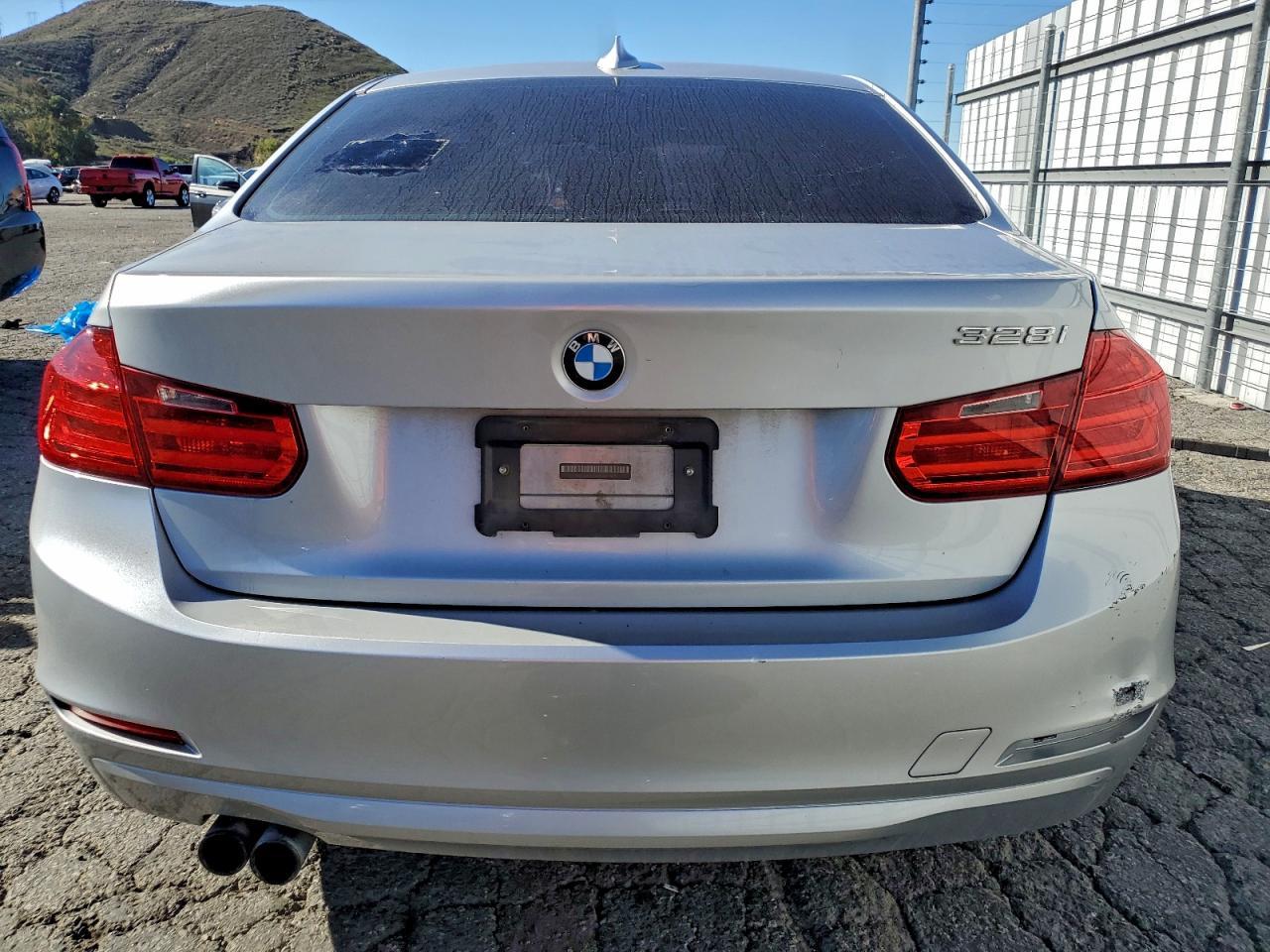 2013 BMW 328 I Sulev - Фото 6
