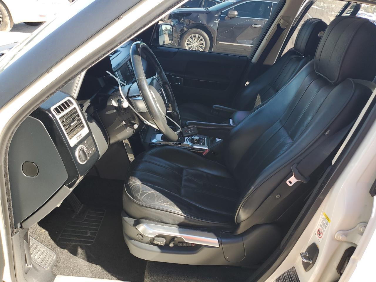 2010 Land Rover Range Rover Hse Luxury - Image 7