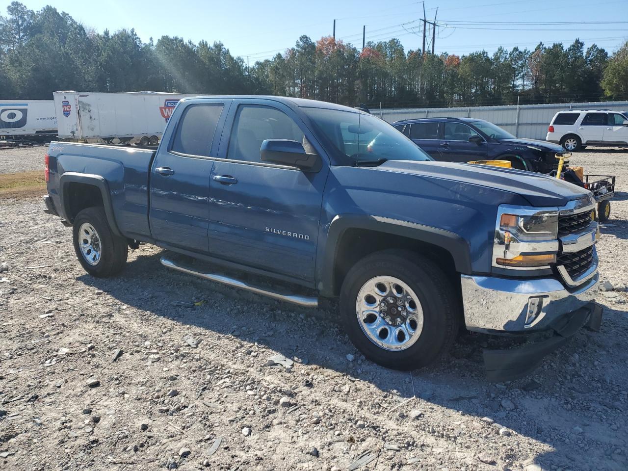 2017 Chevrolet Silverado K1500 Lt - Image 4