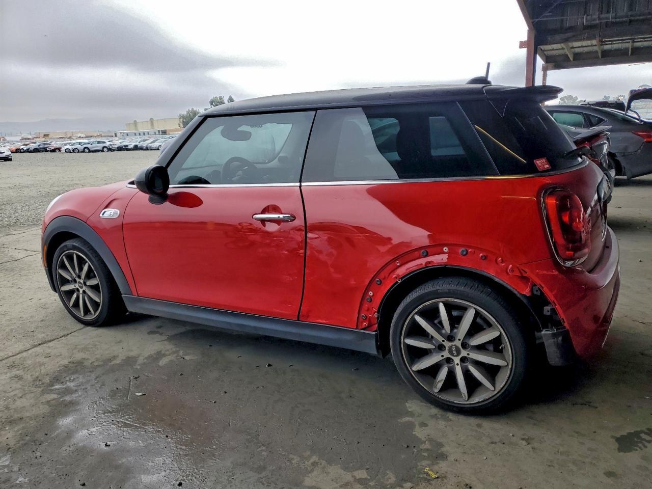 2019 Mini Cooper S - Фото 2