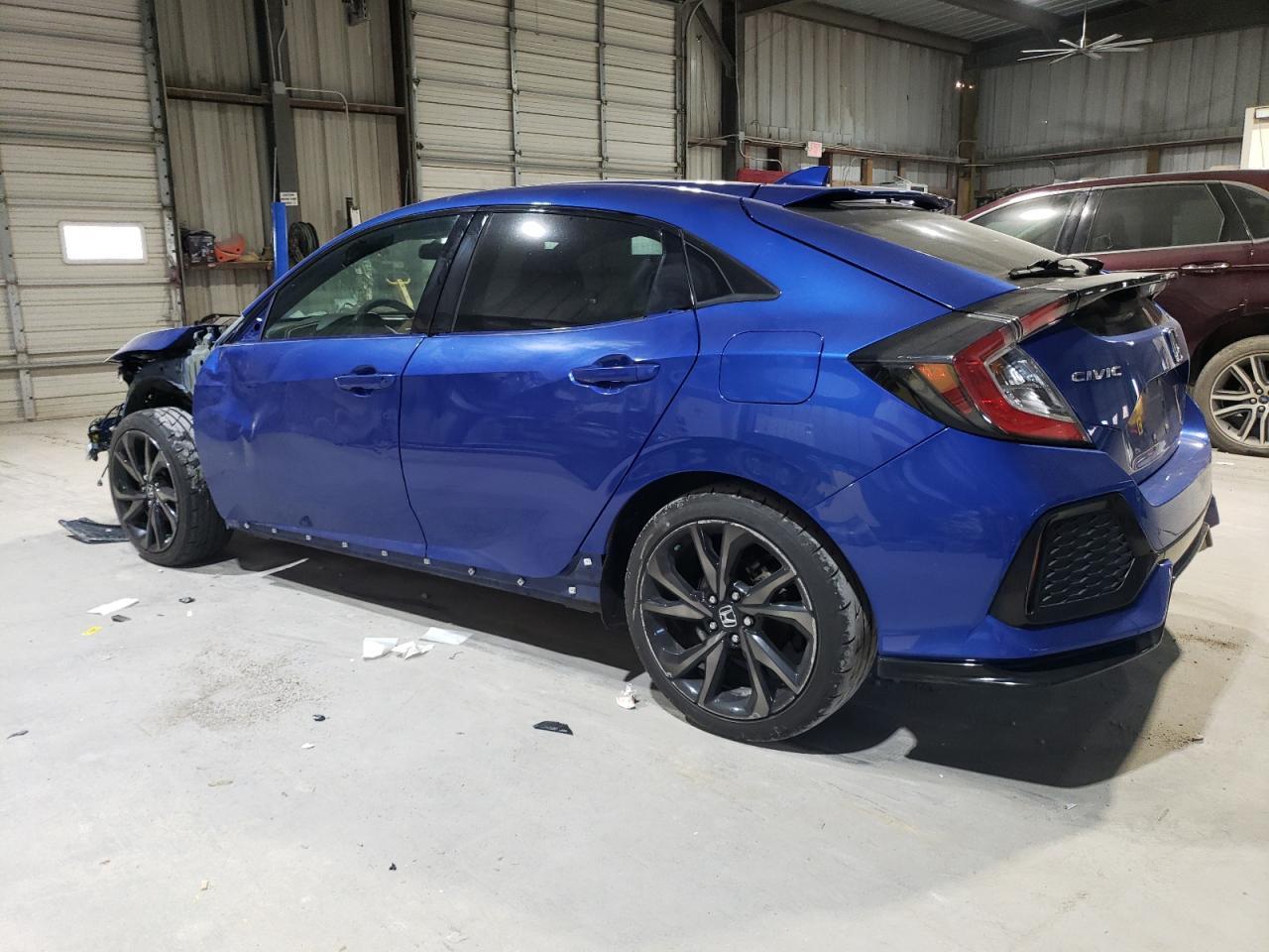 2018 Honda Civic Sport - Image 2