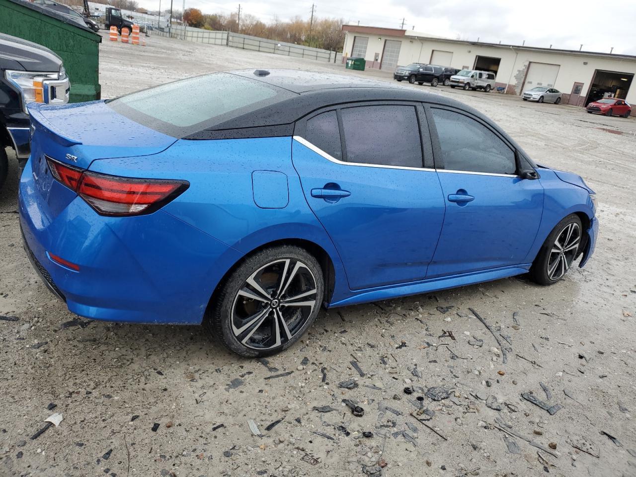 2023 Nissan Sentra Sr - Image 3