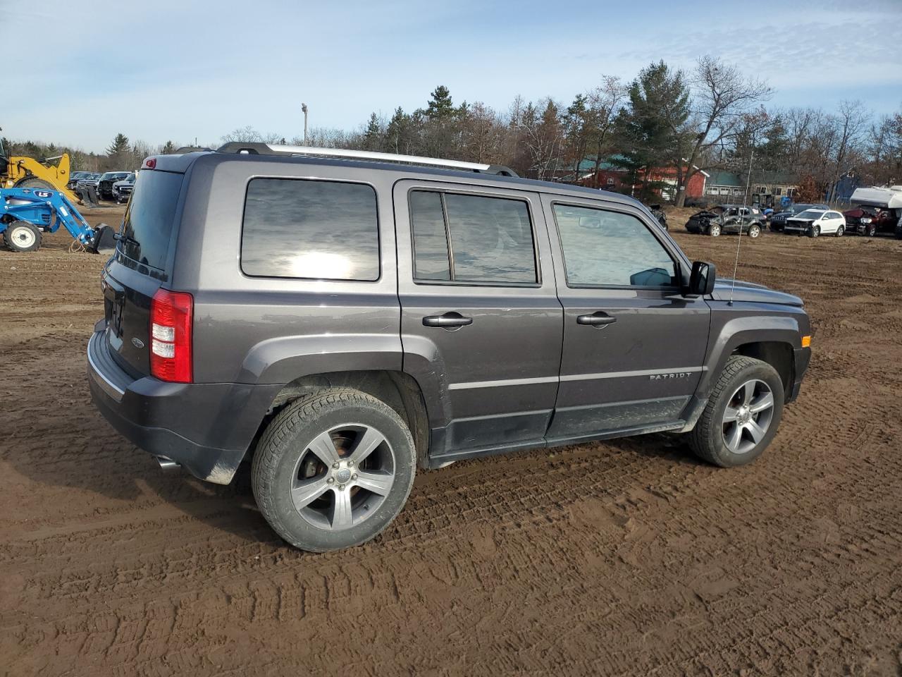 2016 Jeep Patriot Latitude - Фото 3