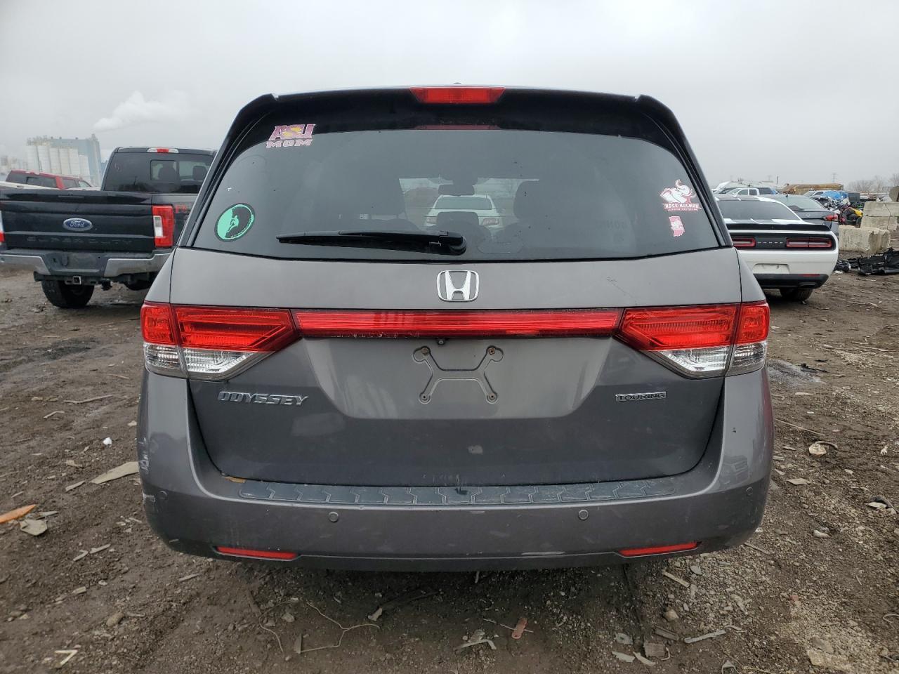 2015 Honda Odyssey Touring - Фото 6