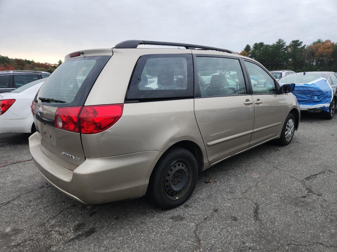 2007 Toyota Sienna Ce - Фото 3