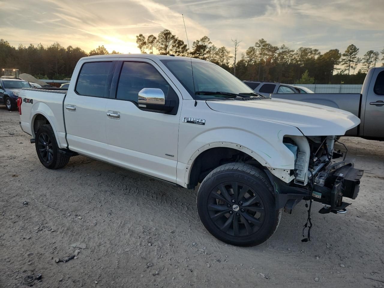 2017 Ford F150 Supercrew - Фото 4