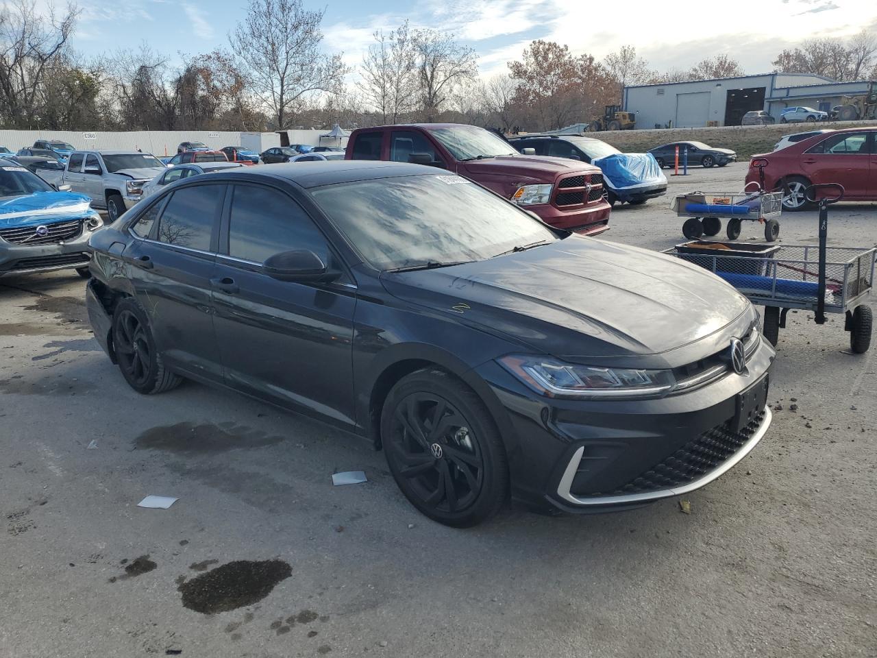 2025 Volkswagen Jetta Se - Фото 4