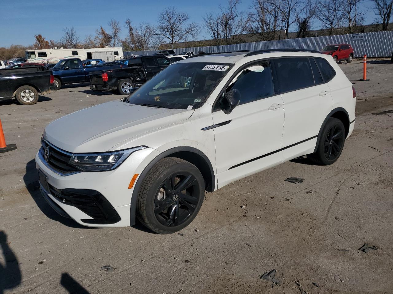 2023 Volkswagen Tiguan Se R-Line Black