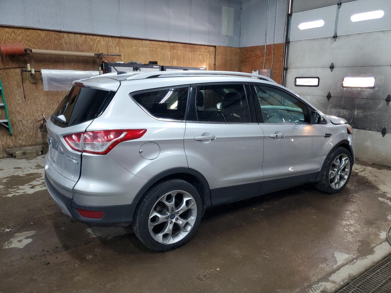 2015 Ford Escape Titanium - Фото 3