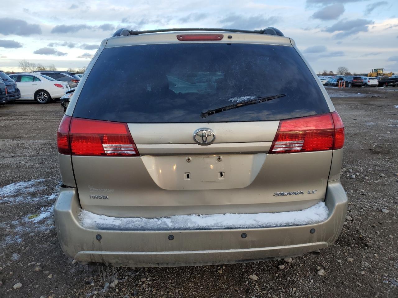 2005 Toyota Sienna Ce - Image 6