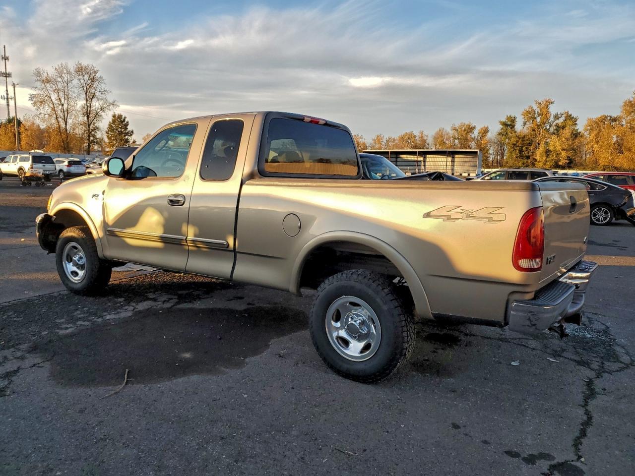 2002 Ford F150 - Image 2