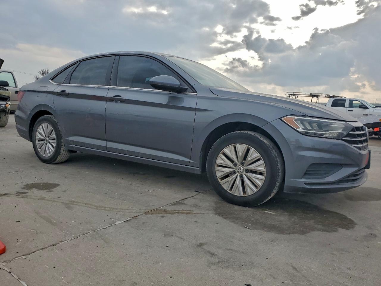 2019 Volkswagen Jetta S - Фото 4