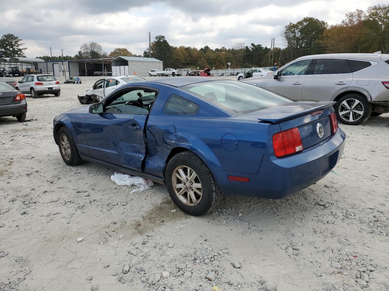 2007 Ford Mustang - Фото 2