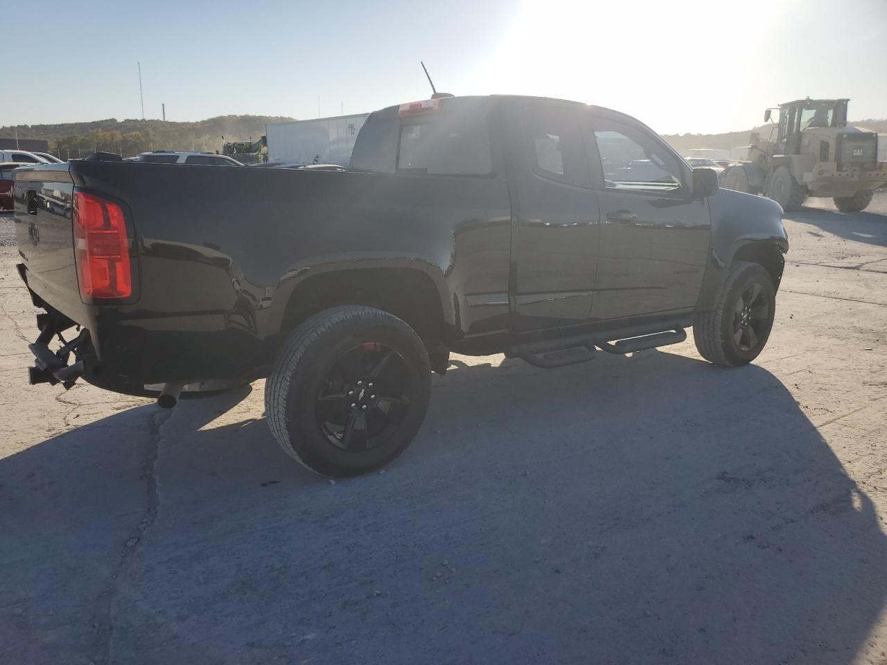 2019 Chevrolet Colorado Lt - Image 3